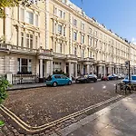 Beautiful Two Bedroom Abode In Notting Hill