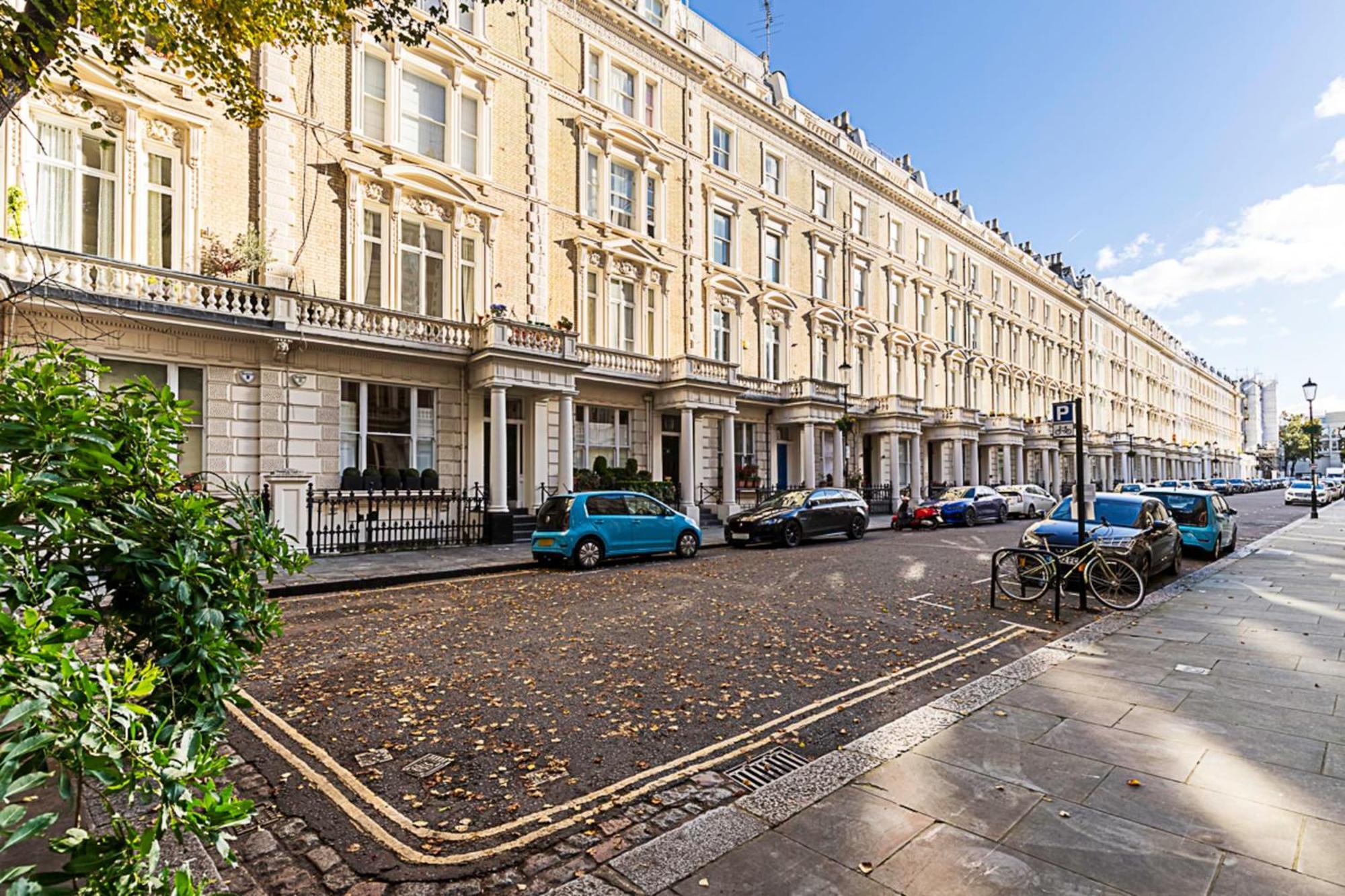 Beautiful Two Bedroom Abode In Notting Hill