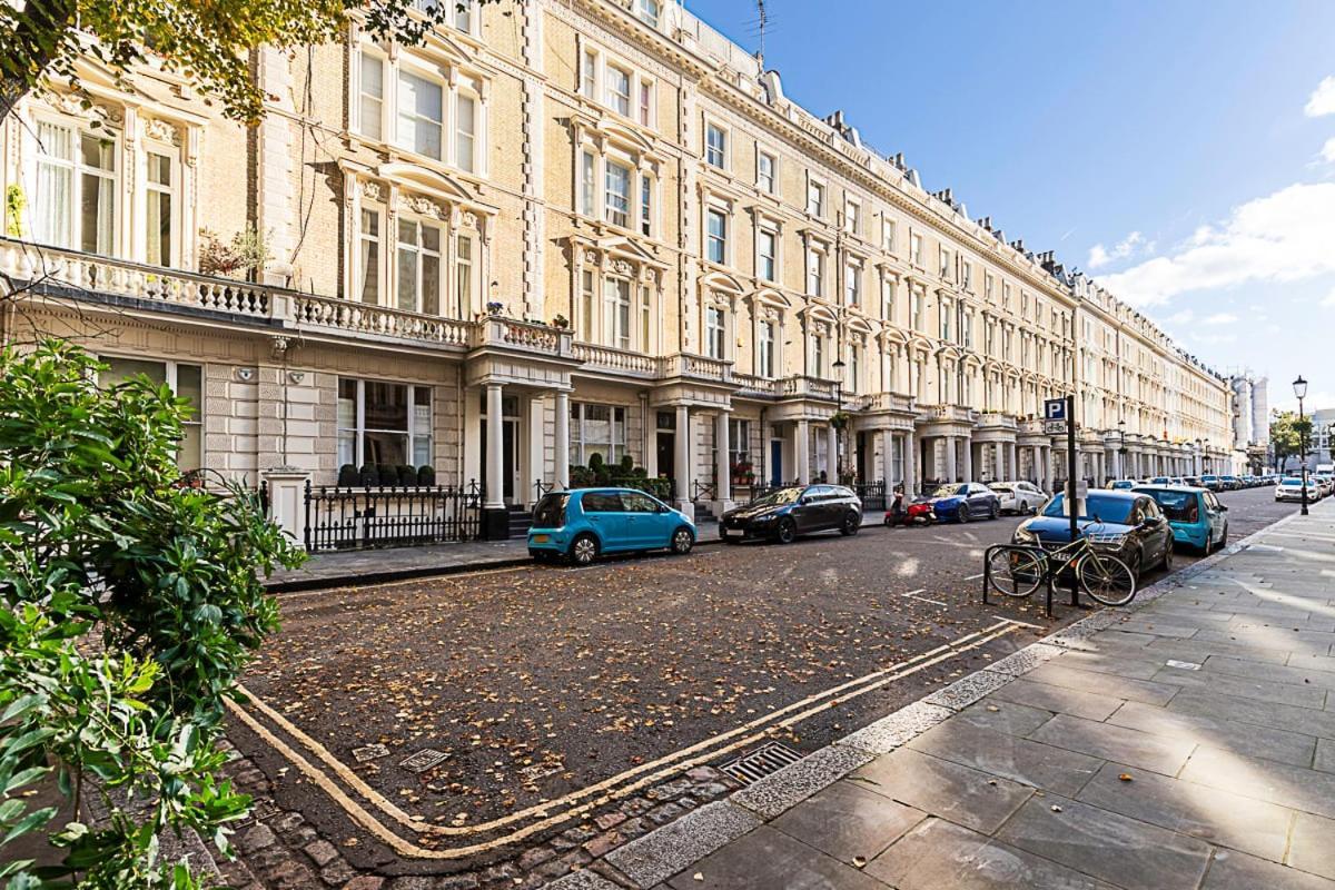 Beautiful Two Bedroom Abode In Notting Hill *